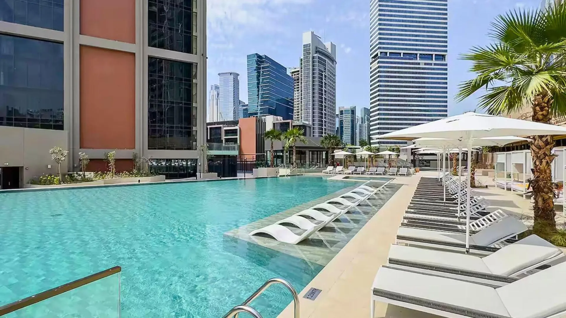 Signature 1Br In Dubai Coveted Business Bay 0*,